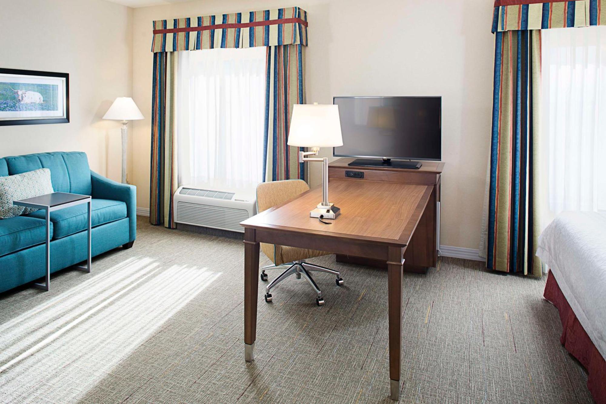 Hampton Inn & Suites - Мансфилд Экстерьер фото